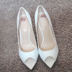 Nine West White Heels Size 7.5M